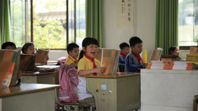 Young children learning in a Chinese classroom