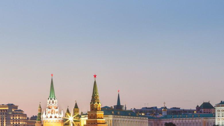 moscow at night