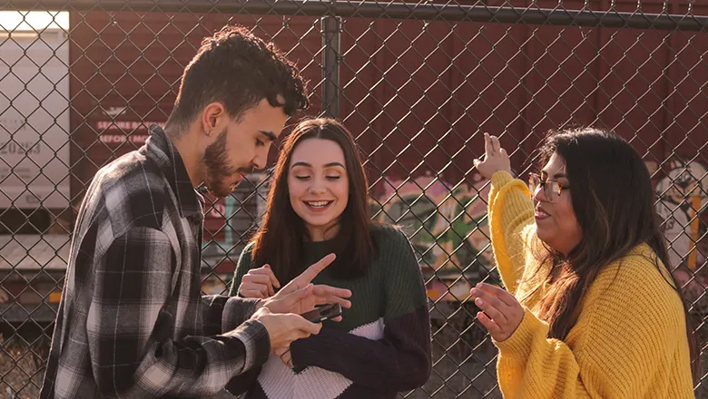 Group of 3 students