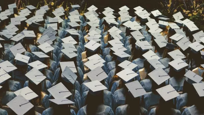 Graduation-hats-joshua-hoehne