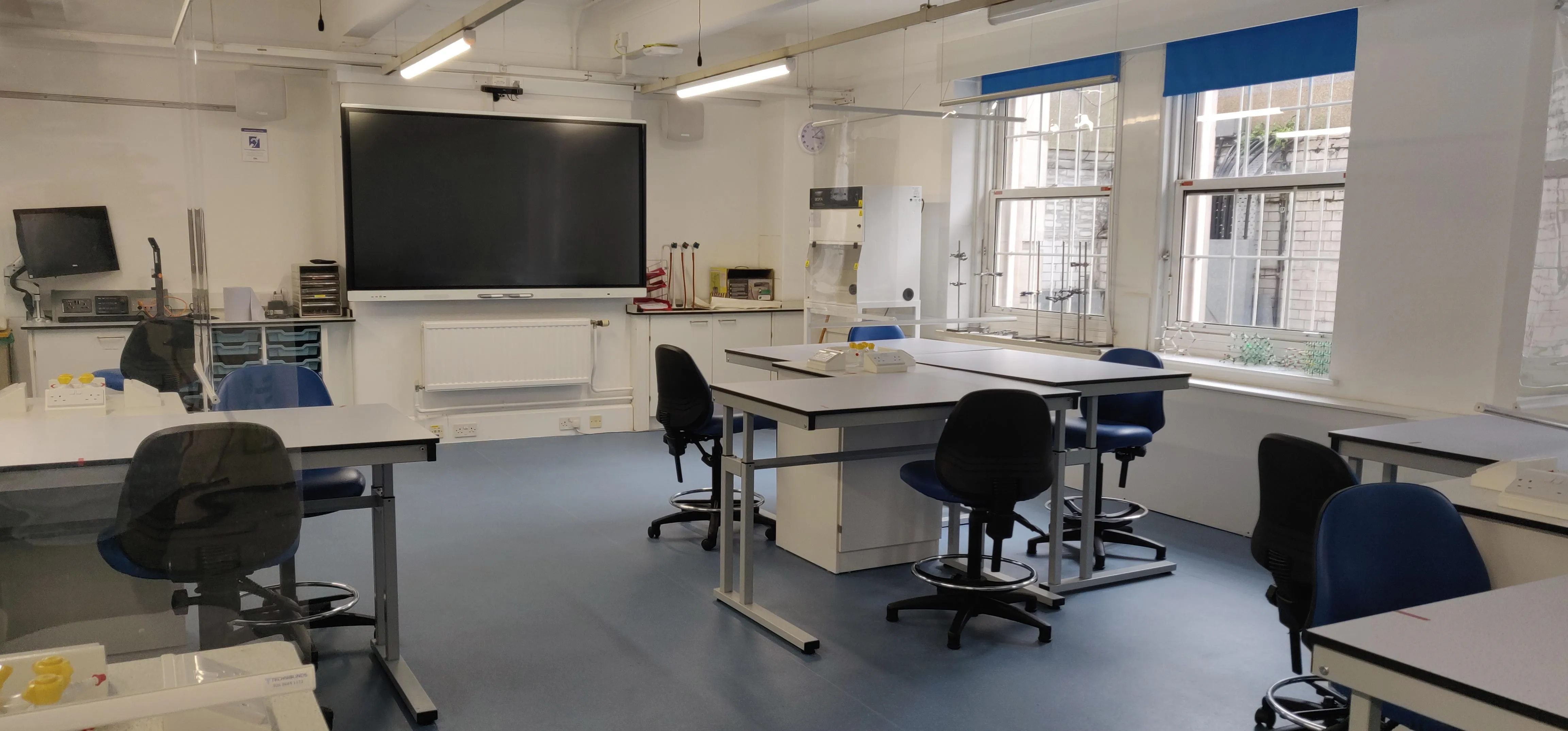 ECS teaching lab