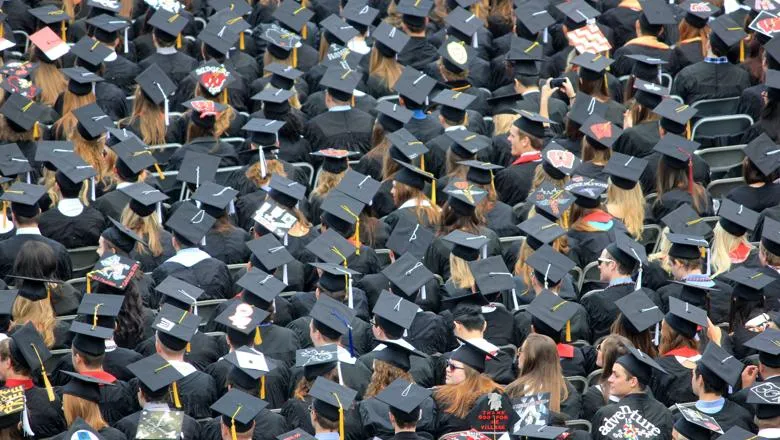 graduation-hats-good-free-photos-YZsvNs2GCPU-unsplash