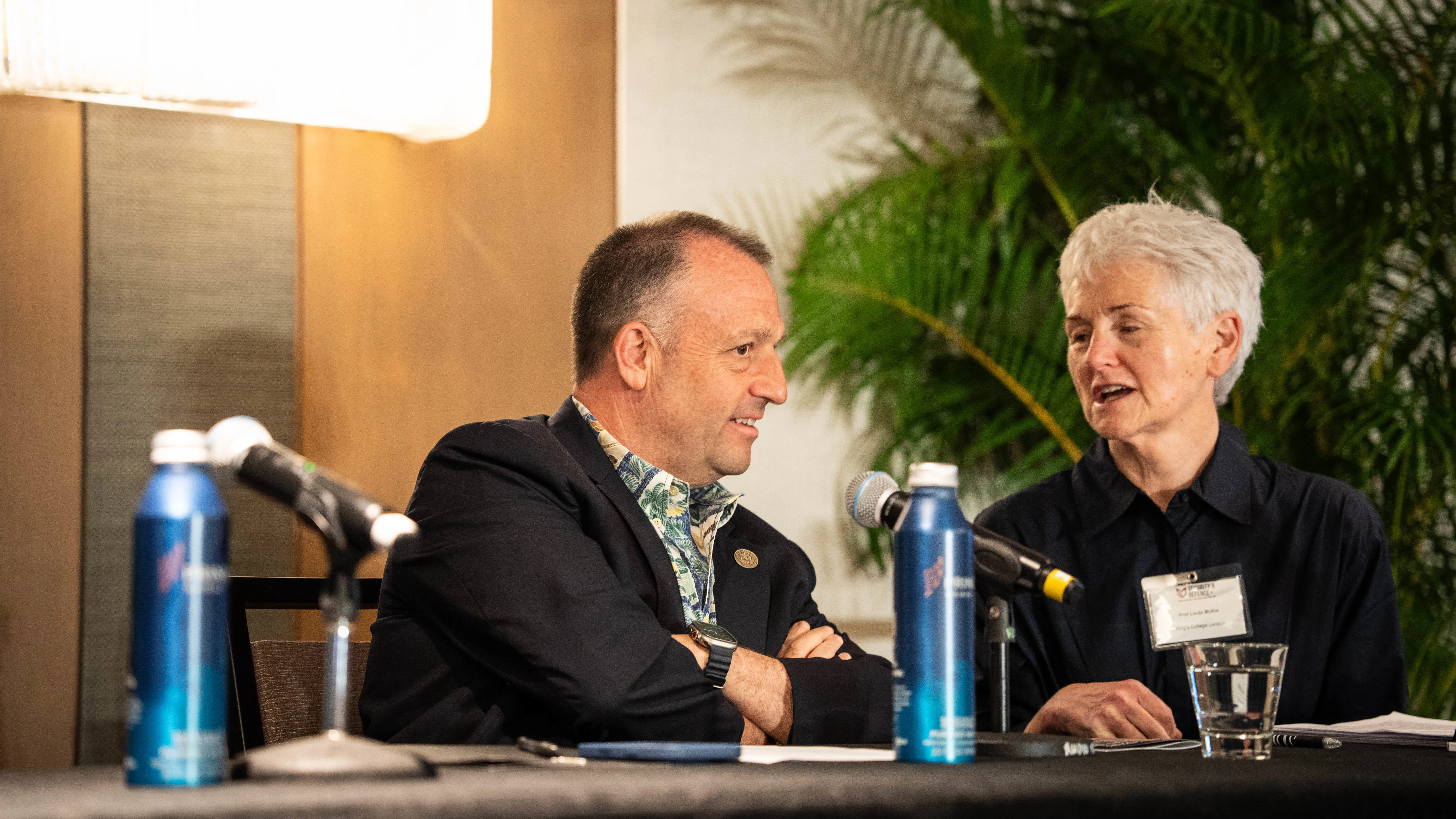 Hawaii Governor Josh Green, MD and Prof Linda McKie, SSPP Dean