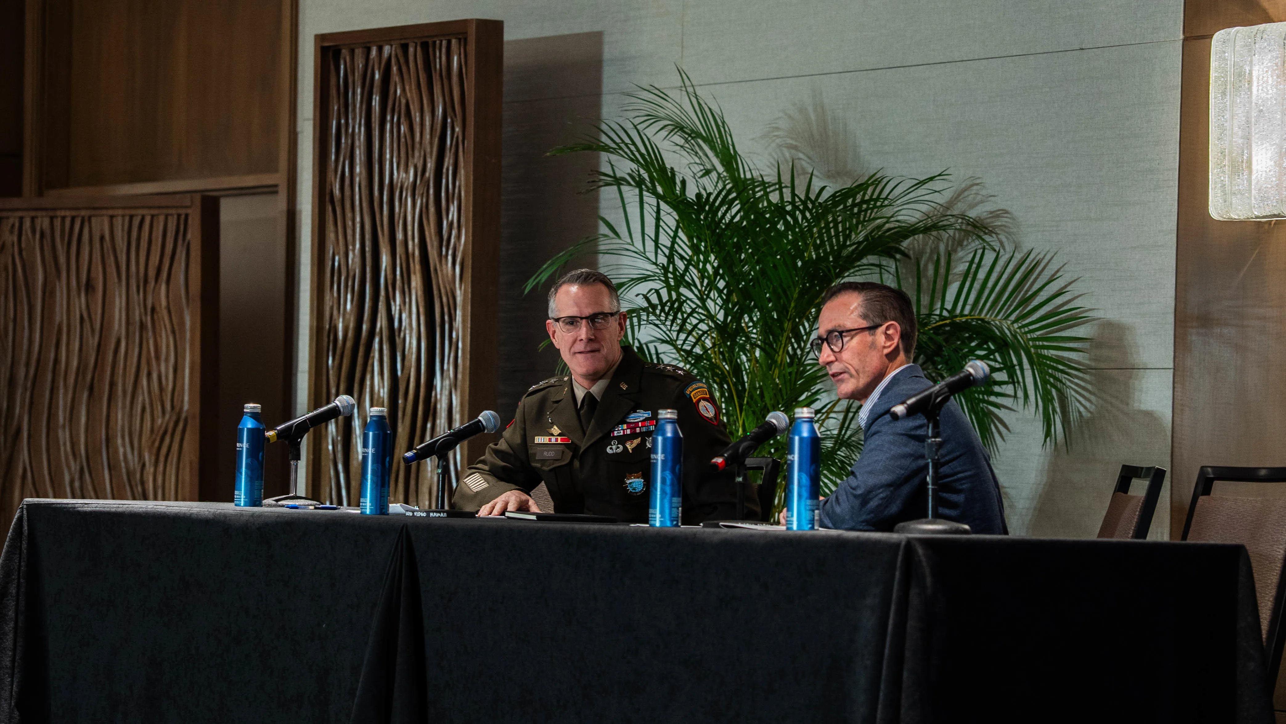 LTG Joshua Rudd and Dr Ian Langford
