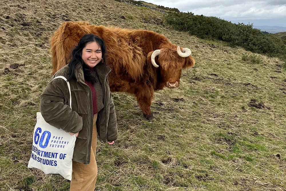 Hanna Pham with War Studies bagf