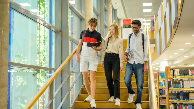 kings students in library thumbnail promo image 780 x 440 aug 2022