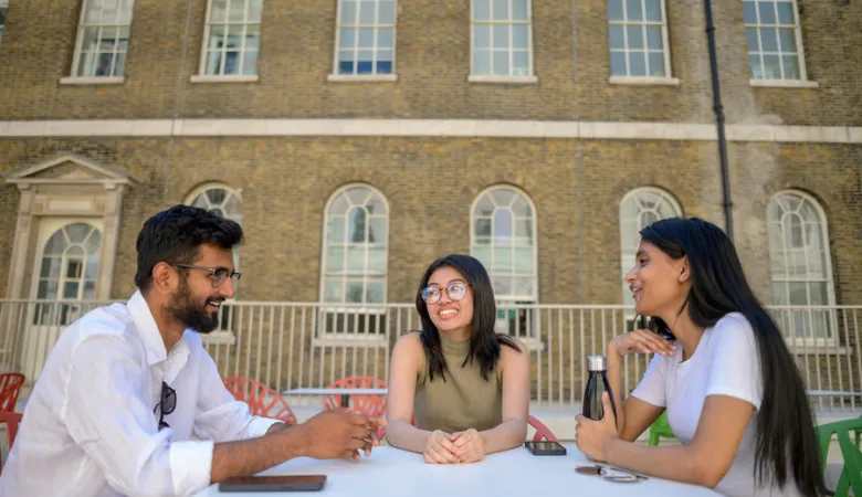 students chatting strand quad aug 2022 
