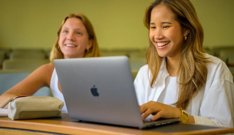 students on laptop 2 aug 2022 thumbnail promo 780 x 450