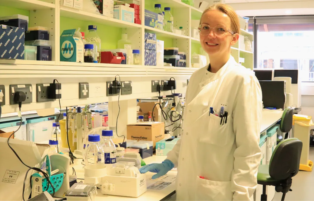 Aiste Bulviciene in a lab