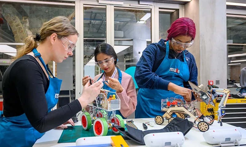 TEF engineering students group maker lab space